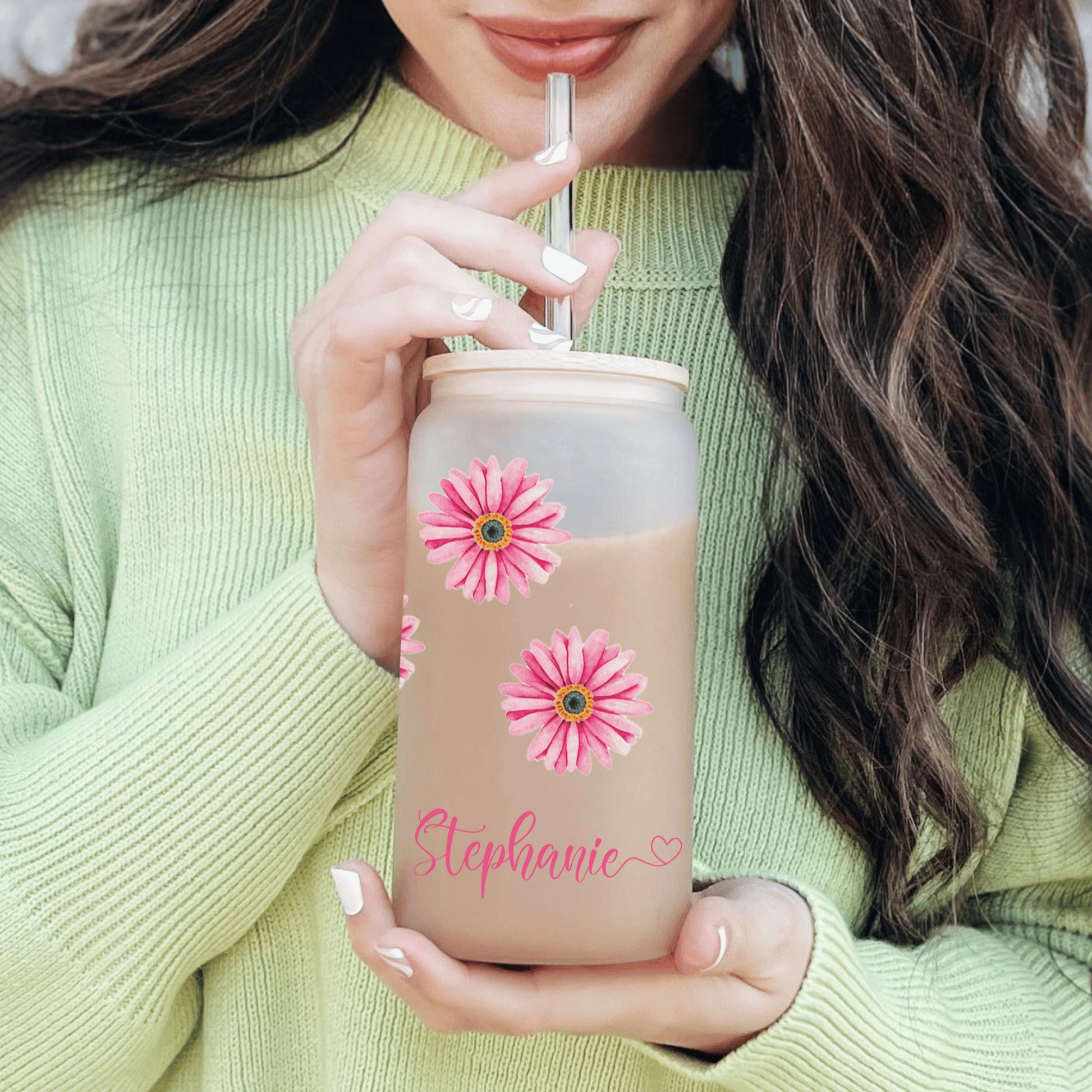 Frosted daisy cup featuring a delicate floral design perfect for personalized gifting or everyday refreshment