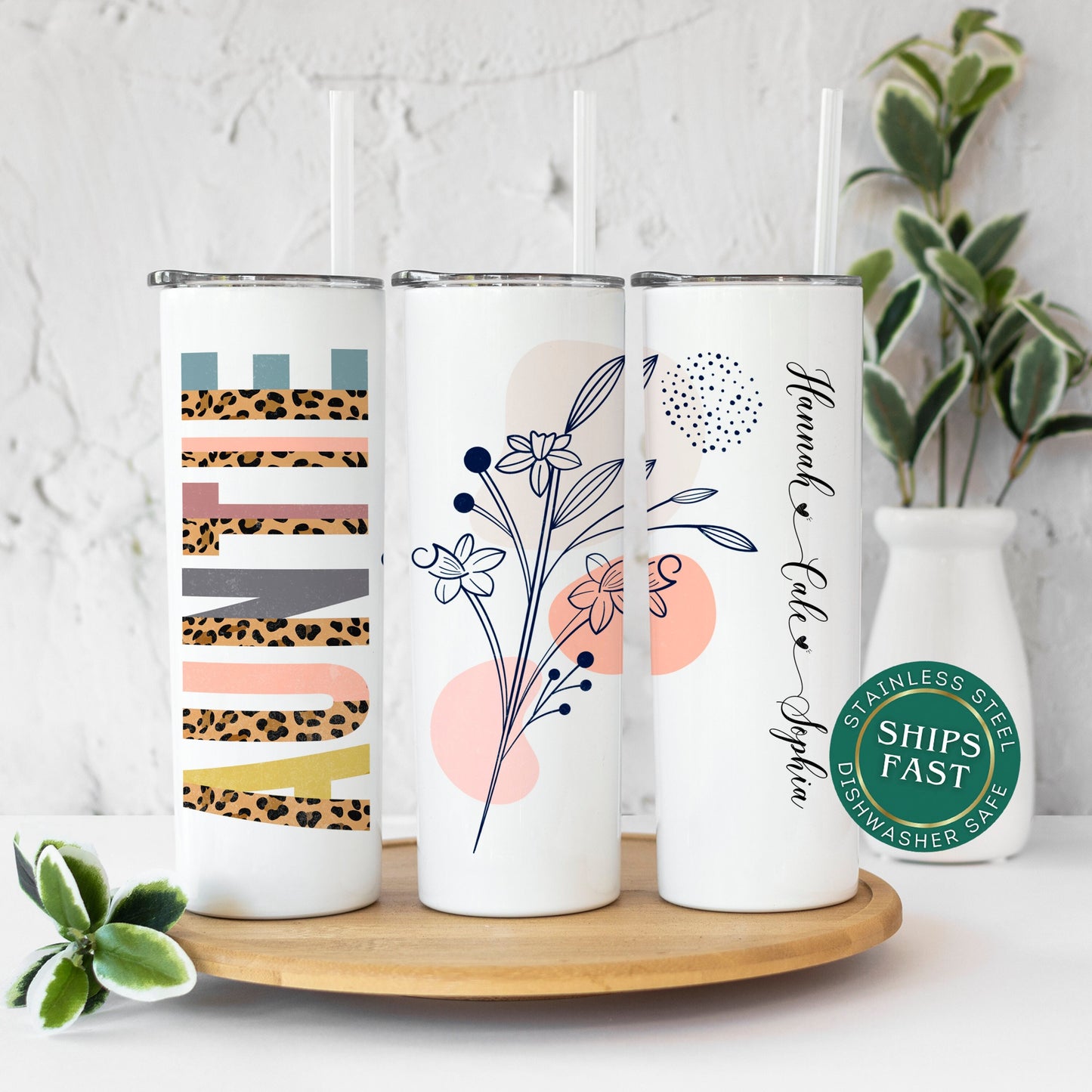 Personalized Auntie Tumbler - Unique Gift for Aunts | Perfect for Birthdays & New Aunts